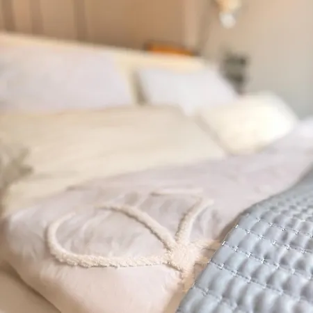 01 Bedroom In Mitte-up To 5 People-private Free Parking شقة