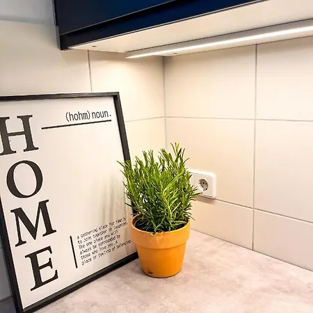 דירה 01 Bedroom In Mitte-up To 5 People-private Free Parking ברלין