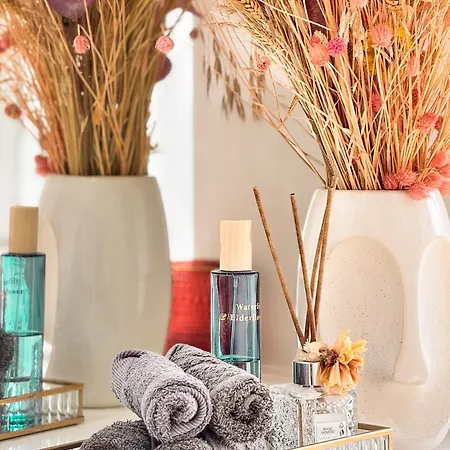 01 Bedroom In Mitte-up To 5 People-private Free Parking Apartment