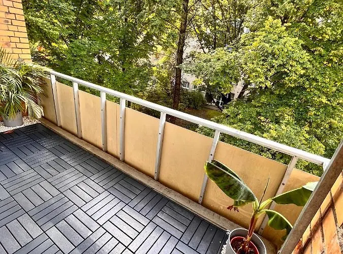 01 Bedroom In Mitte-up To 5 People-private Free Parking Appartement *