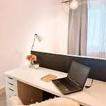 公寓 01 Bedroom In Mitte-up To 5 People-private Free Parking