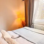 01 Bedroom In Mitte-up To 5 People-private Free Parking * 柏林
