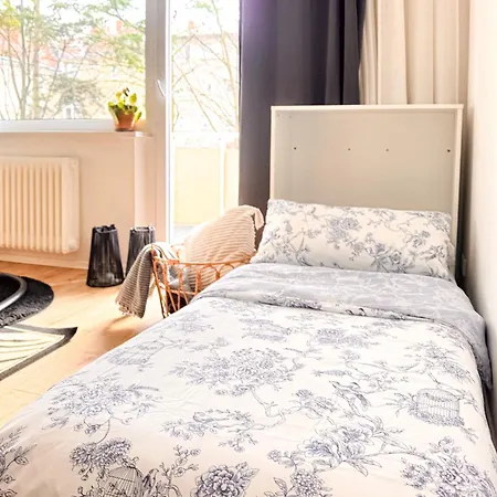 公寓 01 Bedroom In Mitte-up To 5 People-private Free Parking 柏林